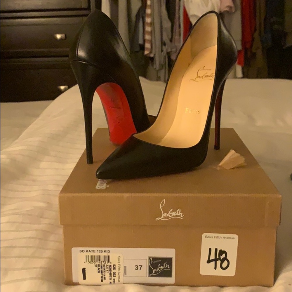 Christian Louboutin So Kate 120 Kid pumps